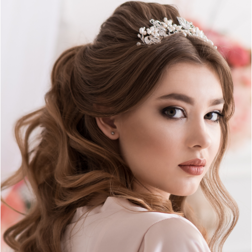 Professional Hairstyling Courses in Dubai Hairdressing school Dubai
