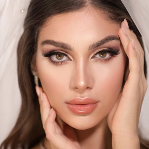 Makeup Courses in Dubai - Top Makeup School in Dubai | Makeup Training Center