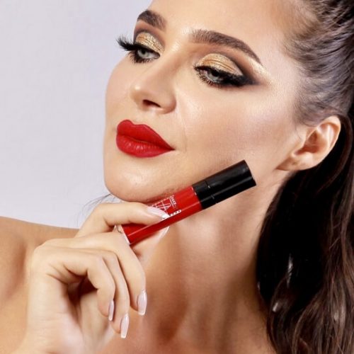 What does a beginner makeup artist need MakeUp Atelier Dubai